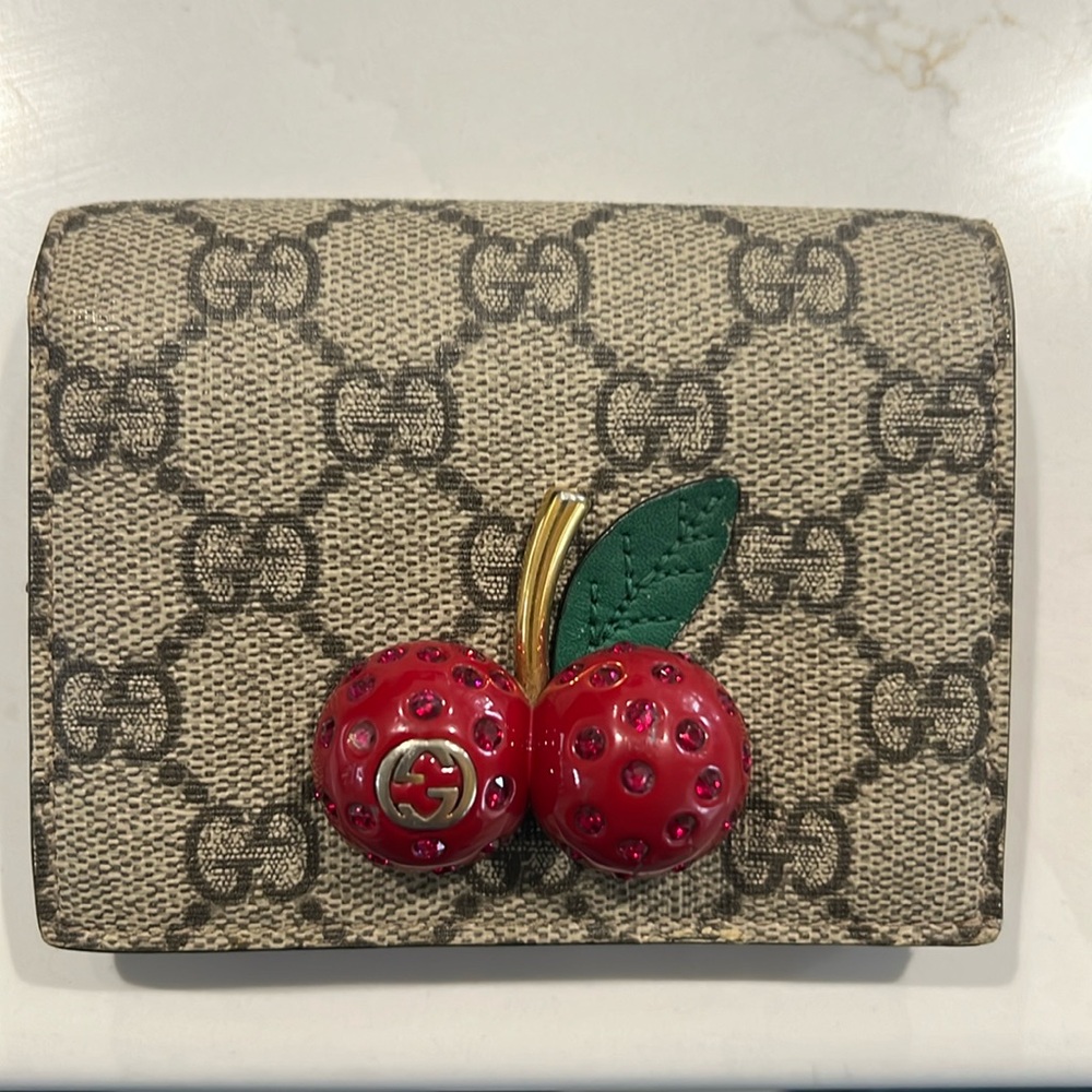 Gucci GG Supreme Cherry Compact Wallet